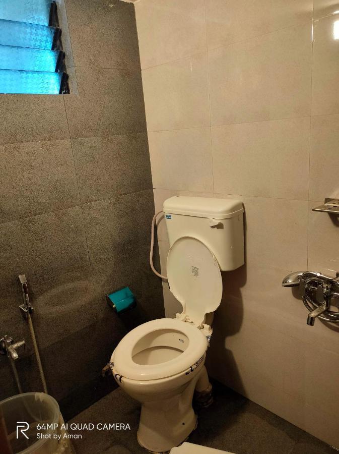Hotel Sai Krupa Ahmedabad Luaran gambar